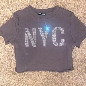 Gray rhinestone NYC Crop-top ✨